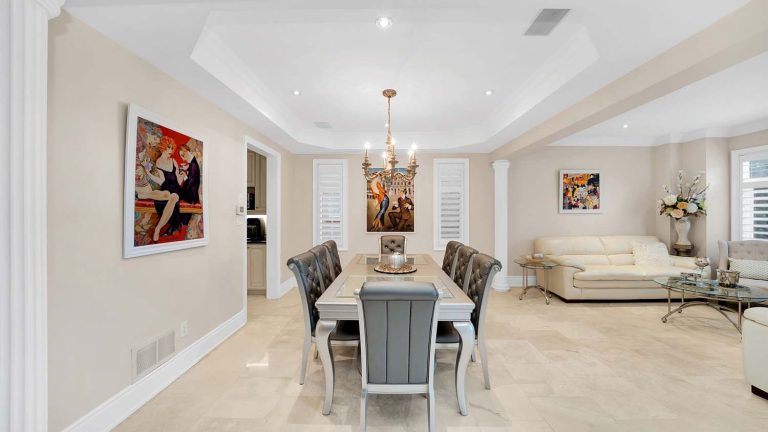 10-web-or-mls-328-st-urbain-dr