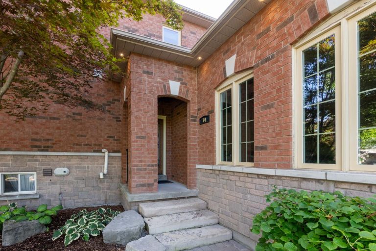 109-print-74-mactaggart-dr