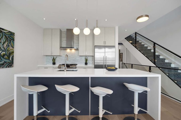 21-web-or-mls-3793-mangusta-ct