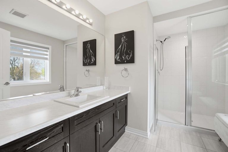 28-web-or-mls-92-pridham-pl