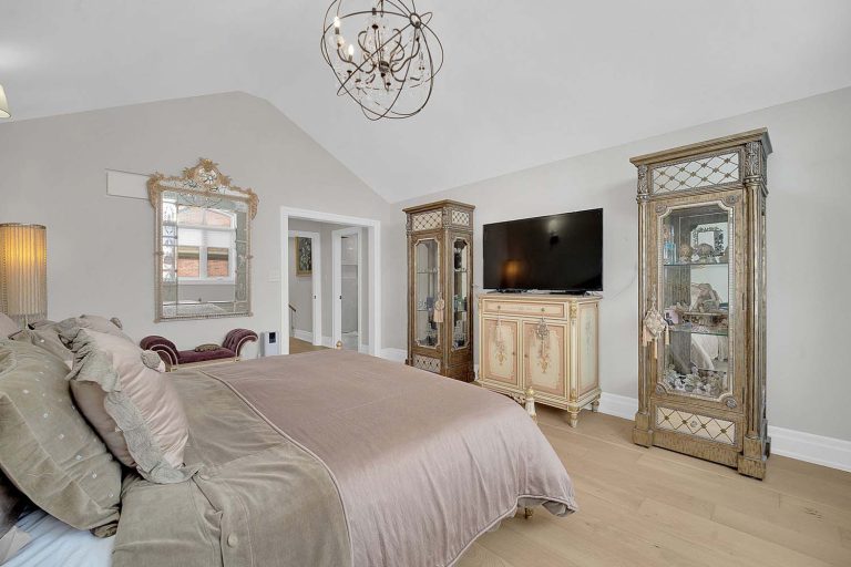 32-web-or-mls-109-alex-campbell-crescent