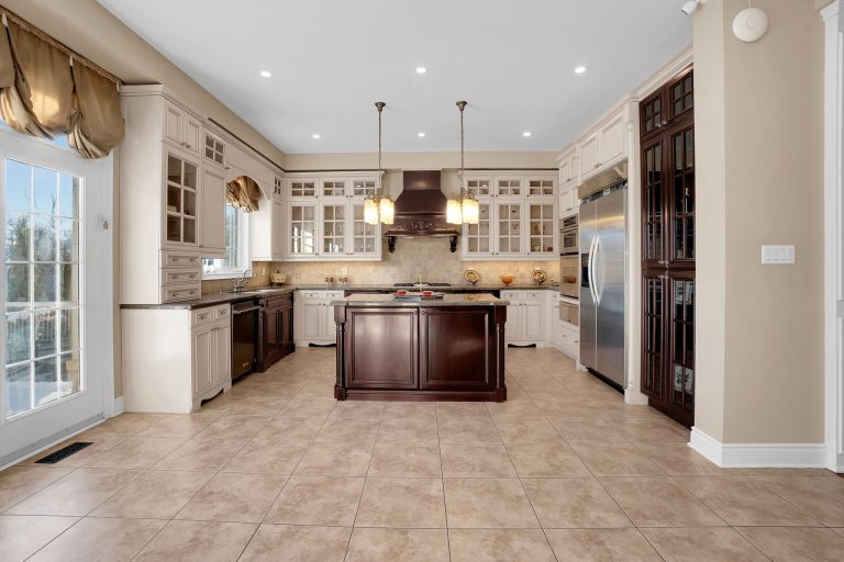 45-web-or-mls-11-beauvista-ct