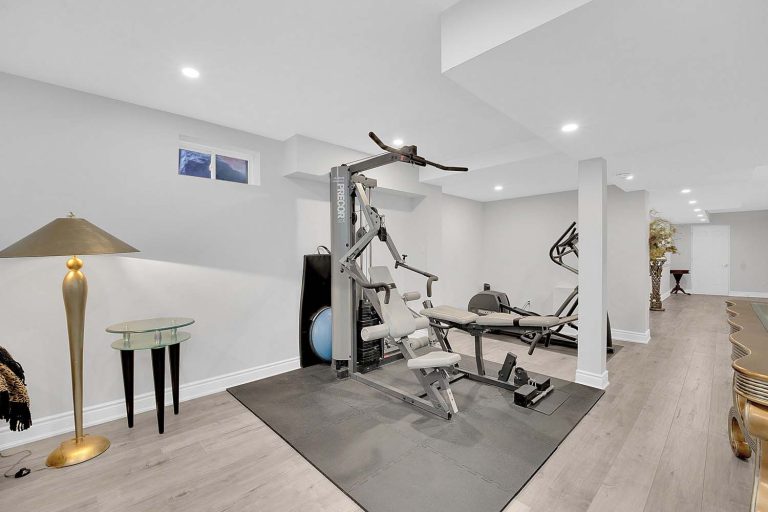 46-web-or-mls-109-alex-campbell-crescent