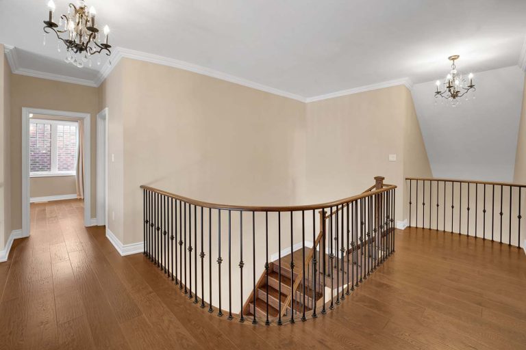 46-web-or-mls-31-munsie-dr