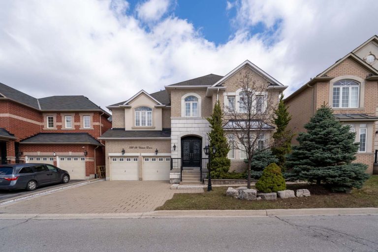 5-web-or-mls-328-st-urbain-dr