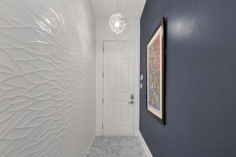 5-web-or-mls-3793-mangusta-ct