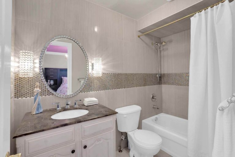 56-print-173-polo-crescent