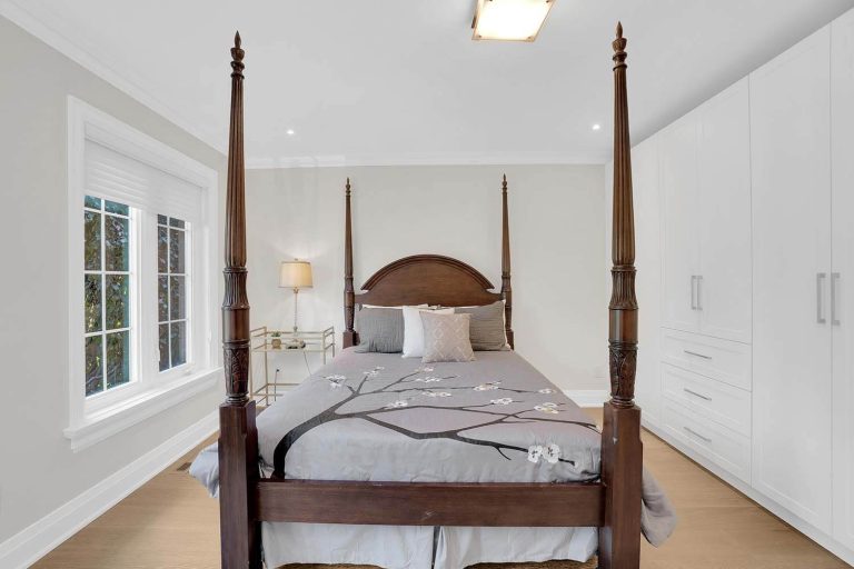 63-print-74-mactaggart-dr