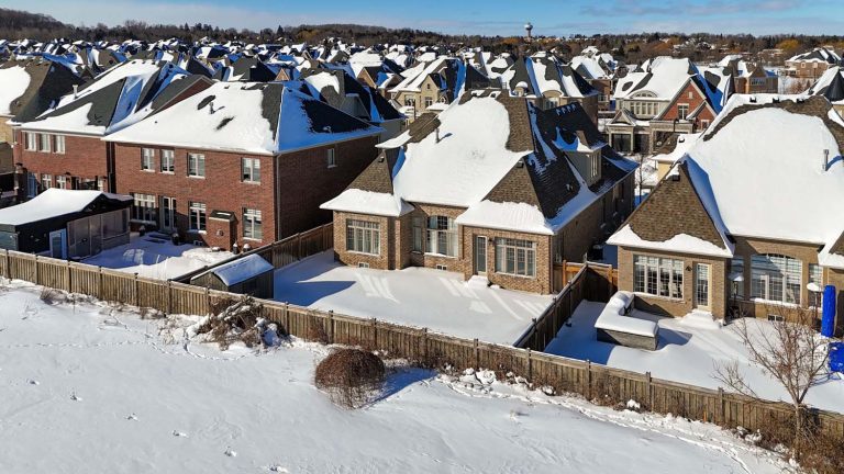 64-web-or-mls-31-munsie-dr