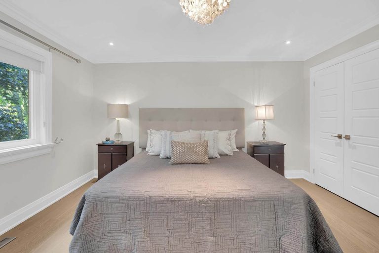 68-print-74-mactaggart-dr