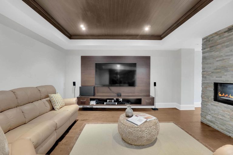 75-print-74-mactaggart-dr