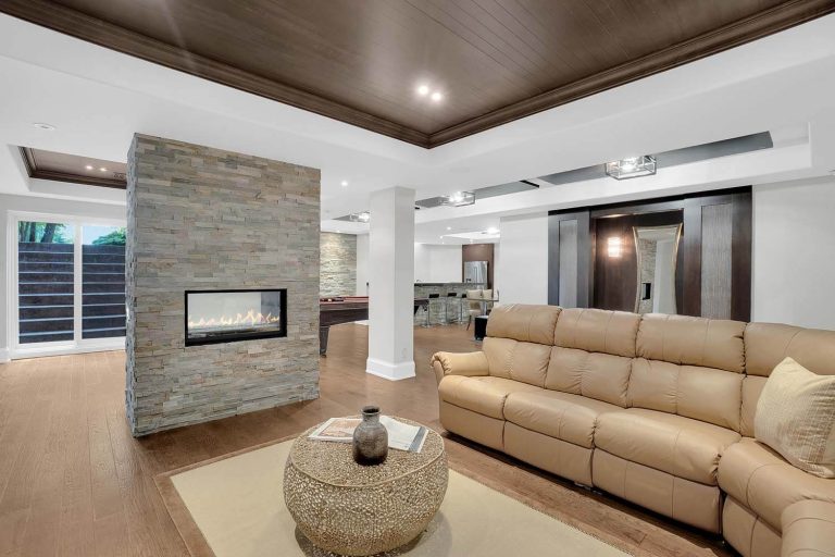 77-print-74-mactaggart-dr