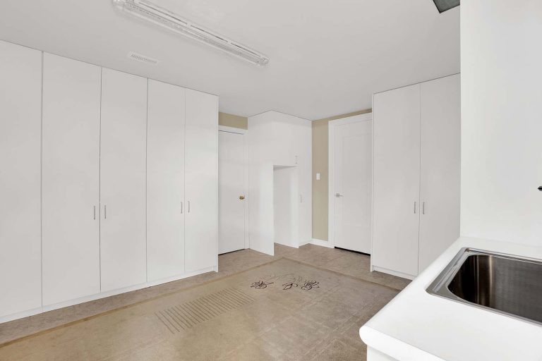 86-print-74-mactaggart-dr