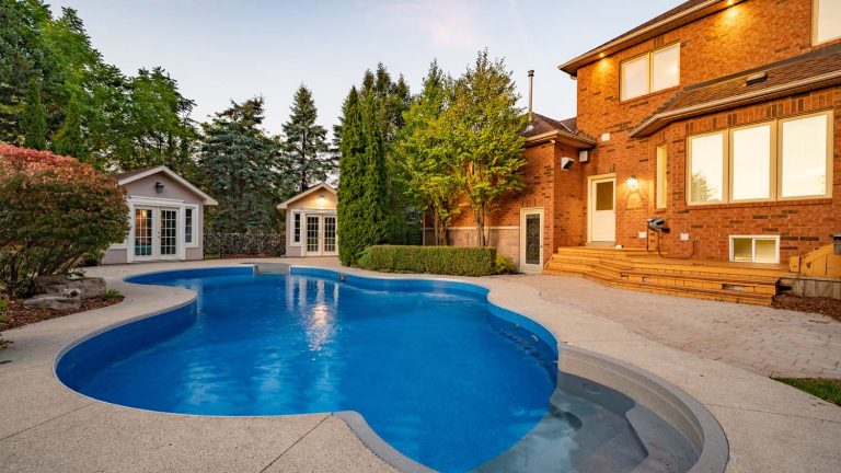 88-print-74-mactaggart-dr