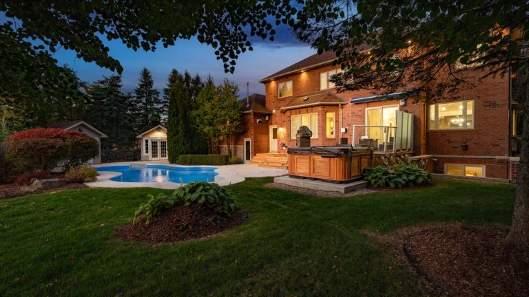 91-print-74-mactaggart-dr